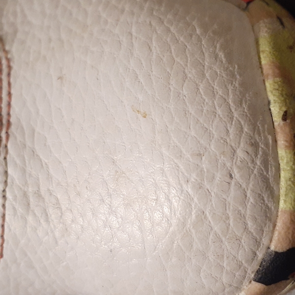 Size 2Y, Retro Jordans - Picture 2 of 5